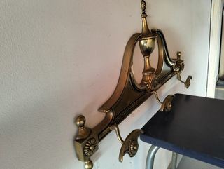 Colgador antiguo dorado laton