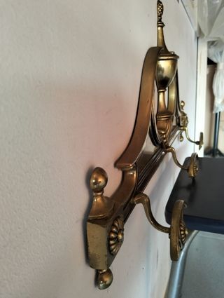 Colgador antiguo dorado laton