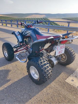 Yamaha Raptor 660 - Cuatrimoto
