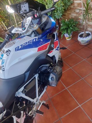 BMW R1250RS - Impecable año 2023 mes 5   km 13000
