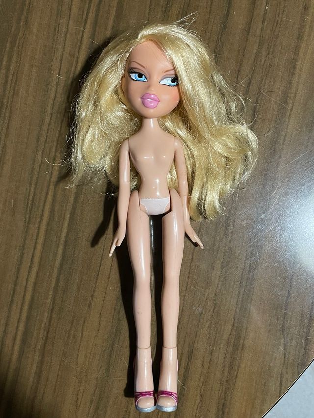 Muñeca Bratz - Cabello rubio