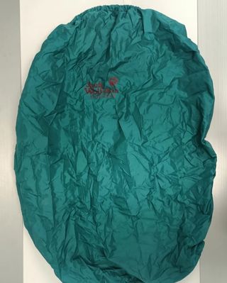 Funda para mochila Jack Wolfskin.