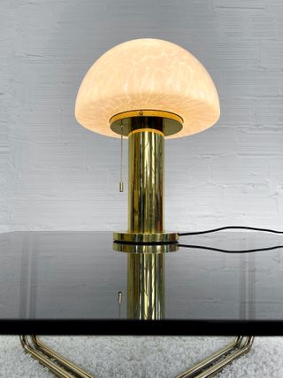 LAMPADA IN SETA DELLA METÀ DEL SECOLO SCORSO. GLASHÜTTE LIMBURG. ANNI '70