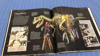 Dinosaures (Catalan Edition) tapa dura