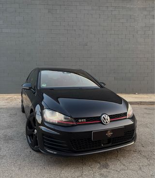 Volkswagen Golf 7 GTI Dsg