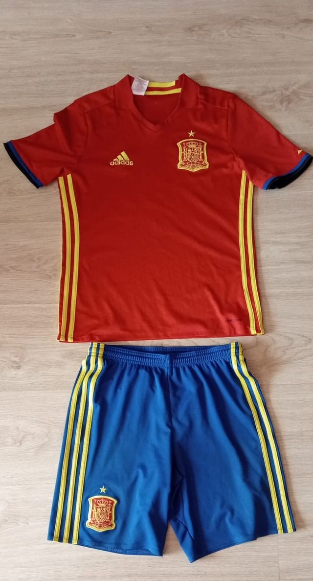 Equipación España Iniesta Adidas
