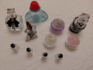 Bottiglie di profumo vuote - Decor