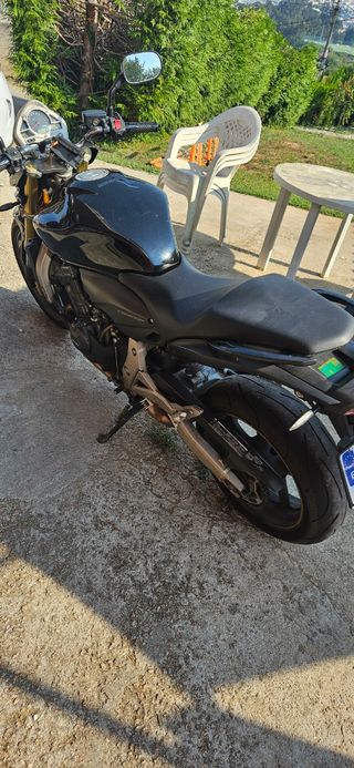 Honda Hornet finales 2008 - 68000km - Negra - ITV