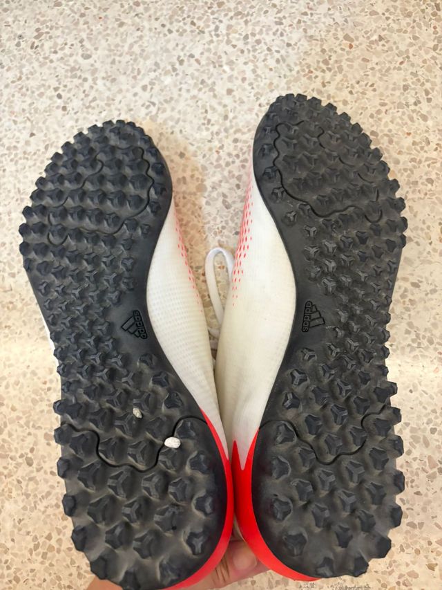 Adidas Predator - Fútbol - rojas y blancas