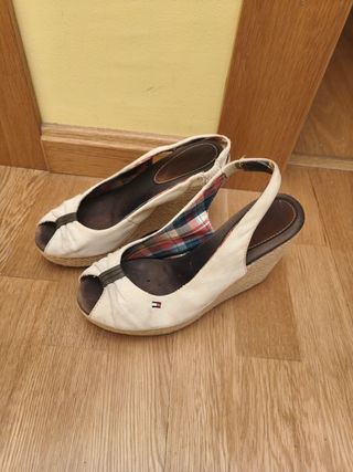 Cuñas Tommy Hilfiger