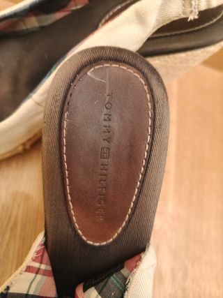 Cuñas Tommy Hilfiger