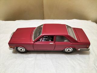 Rolls Royce Camargue Bburago 1/18