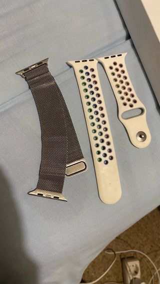 Apple Watch Series 7 - Multicolor