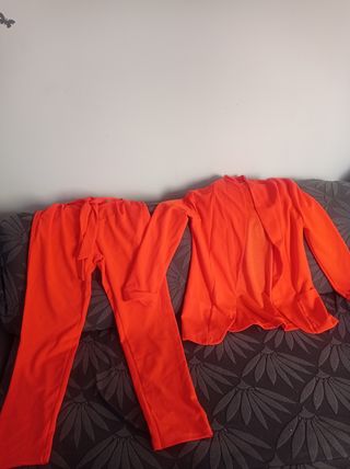Traje pantalón naranja