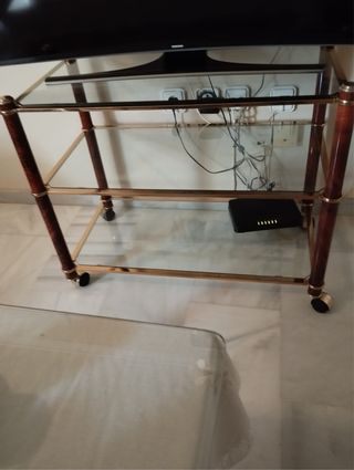 Mesa comedor de madera + 6 sillas + mueble cristal