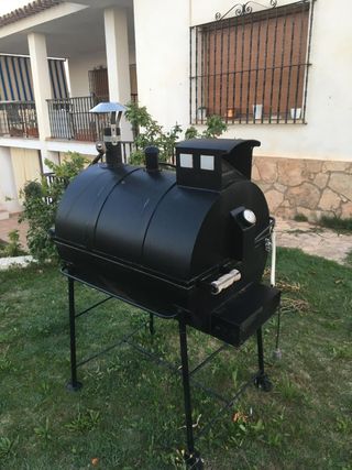 Barbacoa portátil estilo locomotora
Oferta feria
