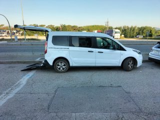 Ford Grand Tourneo Connec  adaptada discapacitados