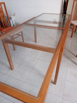 Tavolo vetro 4 sedie legno