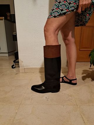 Botas altas cuero de piel marrón-negro