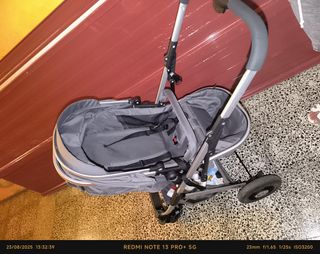 Carrito bebé 2 en 1 ligero