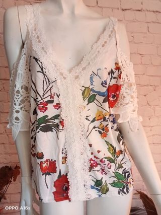 Blusa blanca verano - Talla M REF1-109 A ESTRENAR