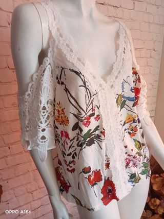 Blusa blanca verano - Talla M REF1-109 A ESTRENAR