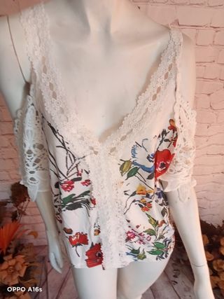 Blusa blanca verano - Talla M REF1-109 A ESTRENAR