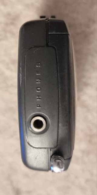 Radio de bolsillo CASIO RJ-10 AM/FM