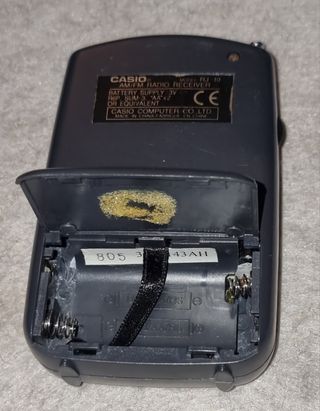 Radio de bolsillo CASIO RJ-10 AM/FM