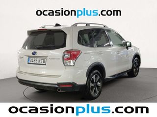 Subaru Forester 2.0 Executive CVT 110 kW (150 CV)