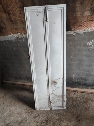 Ventana ciega aluminio - Armario registro