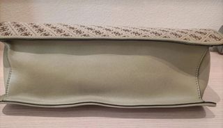 Bolso Guess Grande
