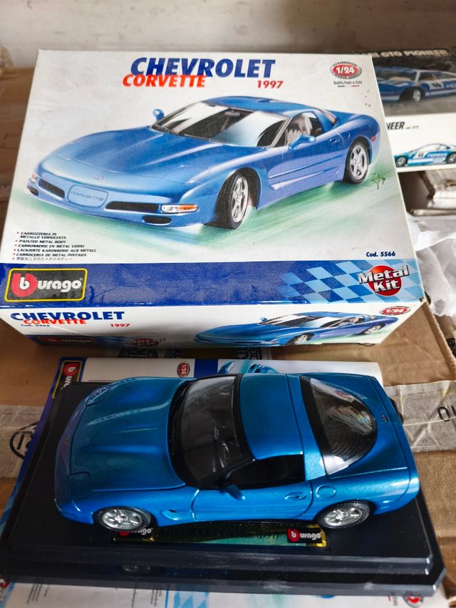 Bburago kit Chevrolet Corvette 1/24 Burago Cod5566