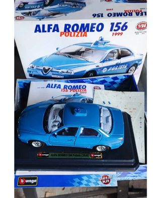 Bburago burago kit Alfa Romeo 156 Polizia 1:24
