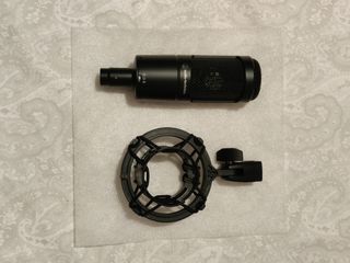 Micrófono Audio-Technica AT2050