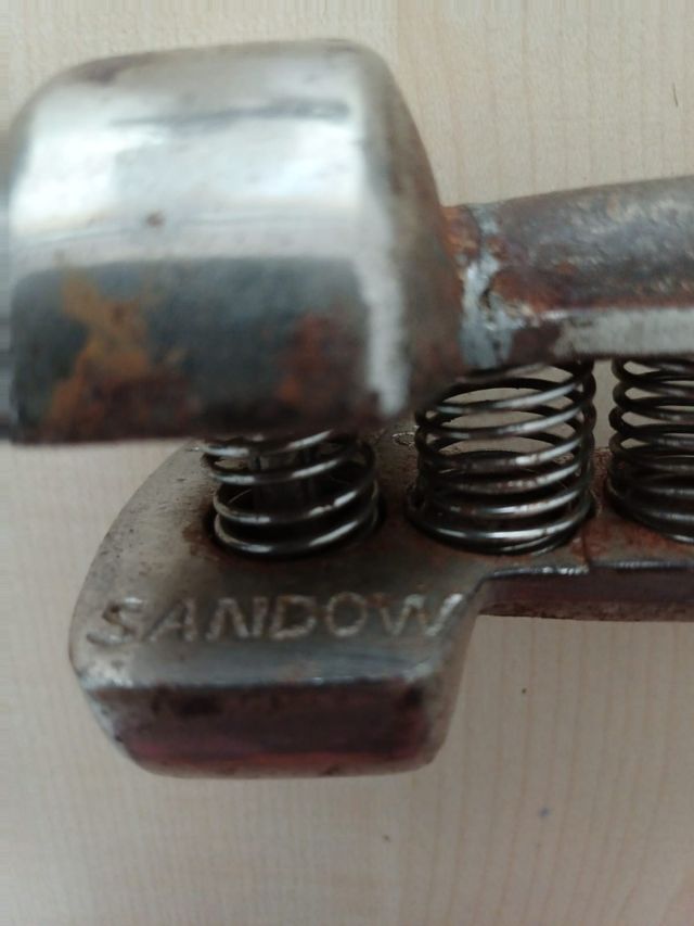 Mancuerna antigua de gimnasia