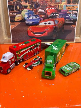 Coches y camiones de metal Cars