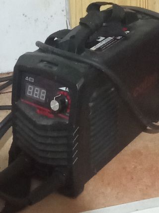 Soldadora Inverter no no rebajo nada ese precio
