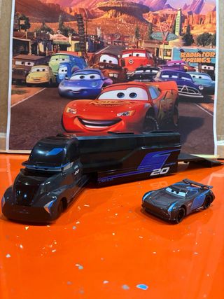 Camión y coche de metal de la película Cars Storm