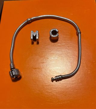 Pulsera Pandora + 2 charms
