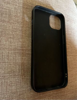 Capa Silicone iPhone 13 - Preta