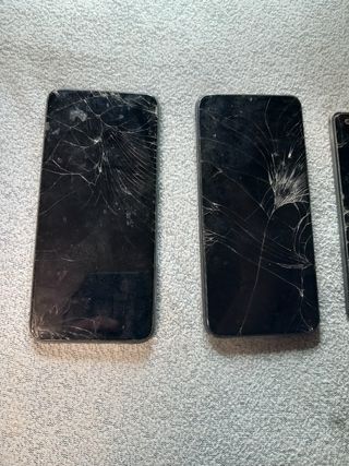 Telefoni realme Huawei Honor rotti 