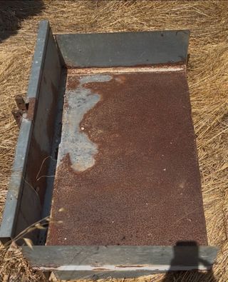 Cajón metálico tractor