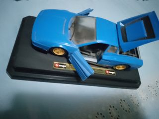 Ferrari Testarrossa azul Bburago