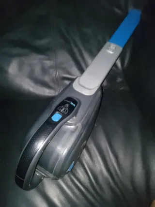 Aspirador Black+Decker.