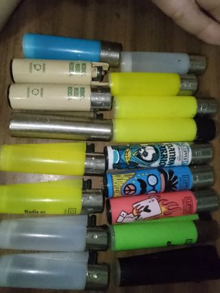 14 Mecheros Clipper varios diseños
