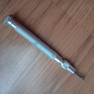 Destornillador Precisión, puntas intercambiables.