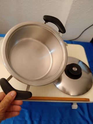 ,.Olla AMC DIAM.23,5 CM. ALTA 9CM.CABEN 3 LITROS