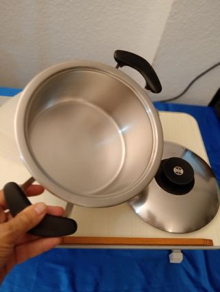 ,.Olla AMC DIAM.23,5 CM. ALTA 9CM.CABEN 3 LITROS