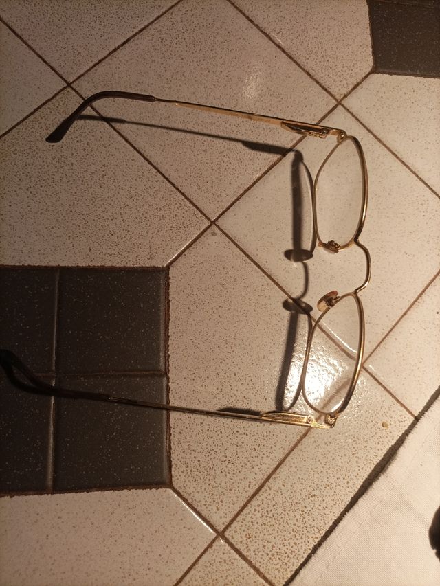 Occhiali vintage oro